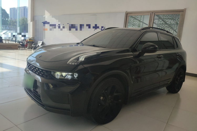 领克01 2021款 2.0TD 四驱暗夜版车身外观4