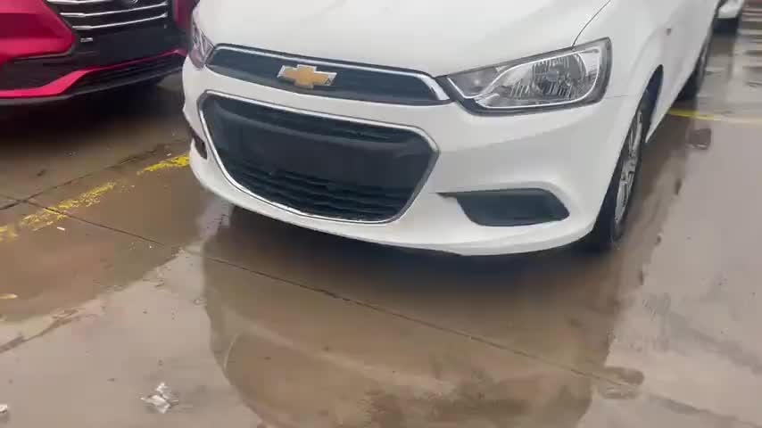 雪佛兰 爱唯欧 2014款 三厢 1.4SL MT 舒适版实拍1