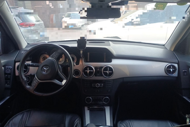 奔驰GLK级 2013款 GLK 300 4MATIC 动感天窗型中控内饰12
