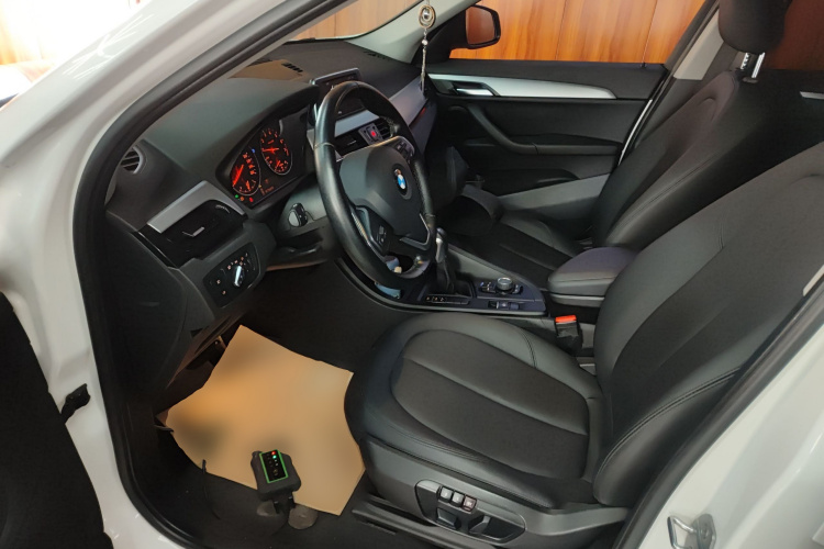 宝马X1 2018款 sDrive18Li 时尚型中控内饰20