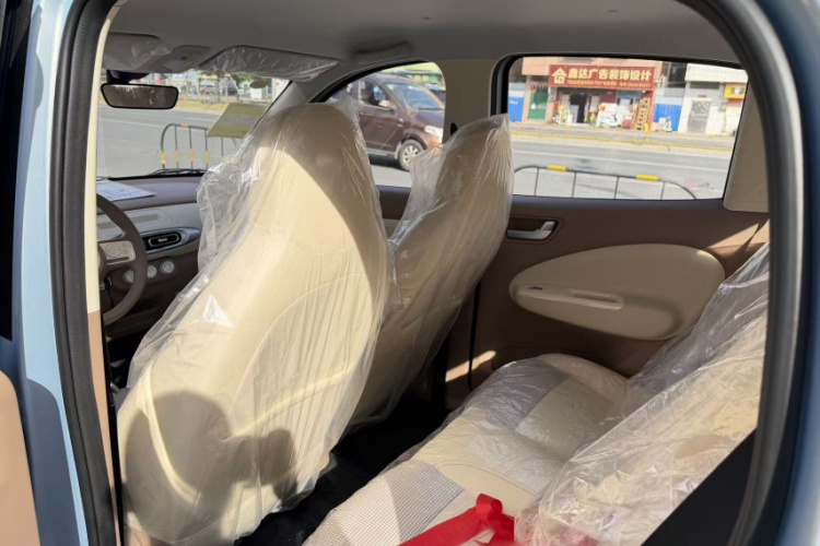 五菱汽车 宏光MINIEV 2025款 四门版 进阶款车身外观6004