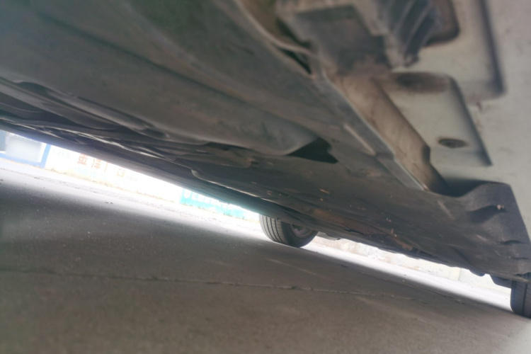 宝马5系 2014款 525Li 豪华设计套装局部细节9002