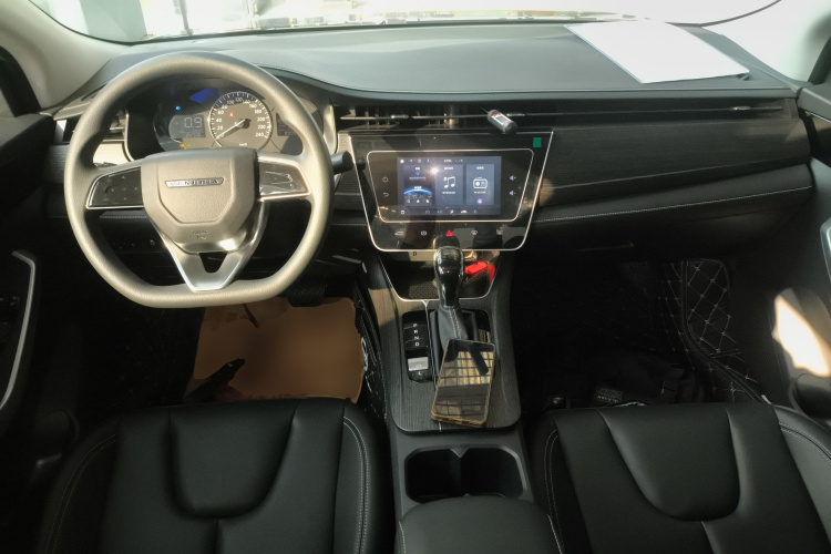 启辰D60 2023款 PLUS 1.6L XL CVT悦领版中控内饰12