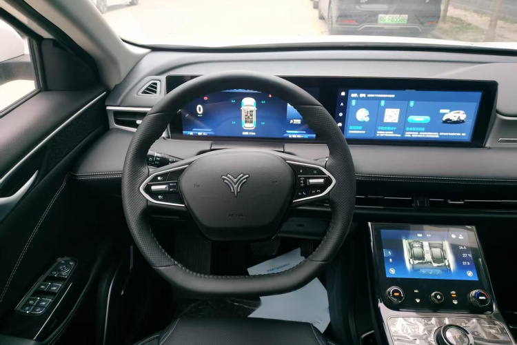 哪吒汽车 2022款 哪吒U-Ⅱ 610 三元锂局部细节13