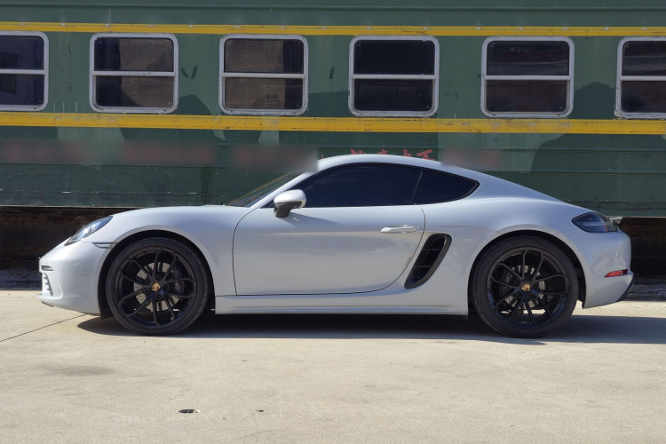 保时捷718 2023款 Cayman Style Edition 2.0T车身外观6007