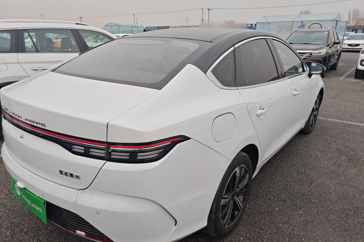 比亚迪 驱逐舰05 2023款 冠军版 DM-i 120KM 尊贵型车身外观7