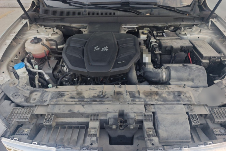 红旗HS5 2019款 2.0T 智联旗享版机舱底盘24