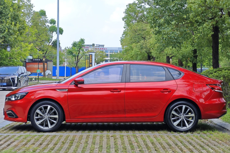名爵 MG6 2019款 20T 自动星辉版车身外观6005