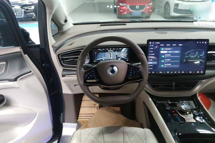 腾势D9 2022款 DM-i 970 四驱旗舰型局部细节13