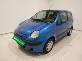 宝骏 乐驰 2012款 改款 1.0L 手动P-TEC标准型