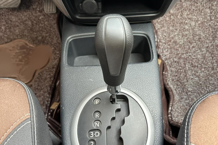 铃木 天语 SX4 2013款 1.6L 自动酷锐型局部细节18