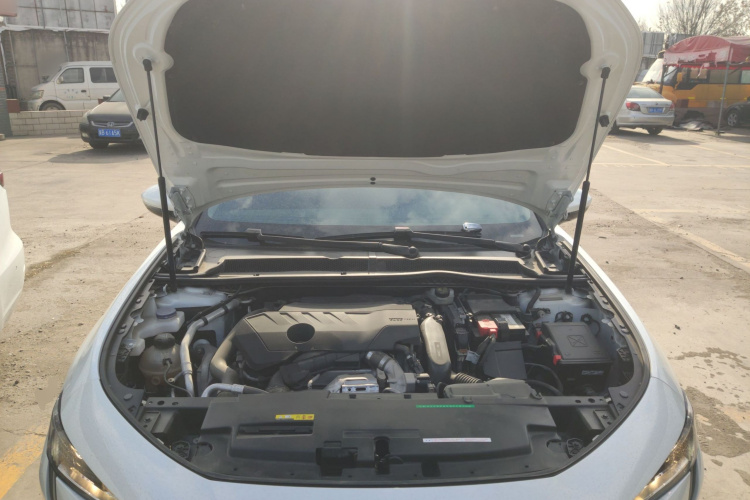 标致508 2022款 508L 360THP PureTech 先锋版机舱底盘24