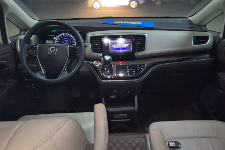 本田 奥德赛 2015款 改款 2.4L 豪华版中控内饰12