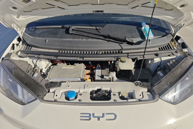 比亚迪 海鸥 2025款 305km 活力版机舱底盘24