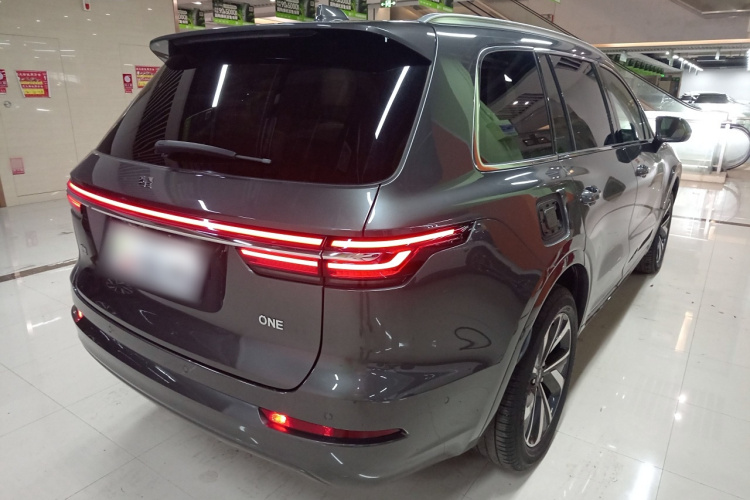 理想汽车 理想ONE 2021款 增程6座版车身外观6005