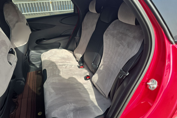 比亚迪 海豚 2025款 420km 自由版中控内饰7002