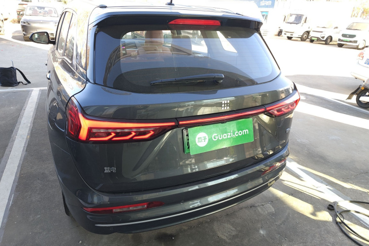 蓝电E5 PLUS 2026款 165km 长续航先享版Ultra 7座车身外观6