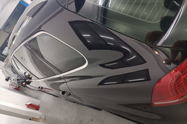 大众 途锐 2016款 3.0TSI 高配型车身外观6003