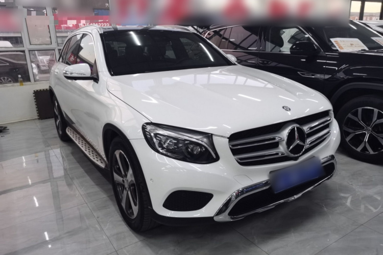 奔驰GLC 2016款 GLC 300 4MATIC 动感型车身外观3
