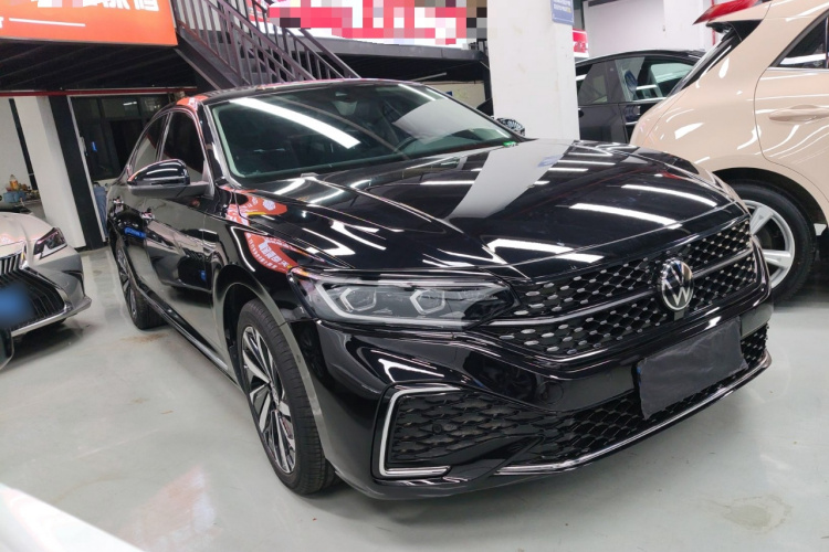 大众 帕萨特 2022款 330TSI 星空豪华版车身外观6002