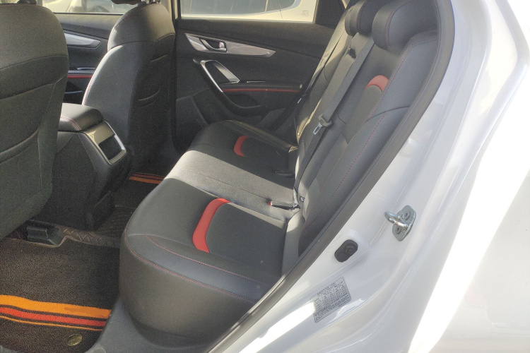 长安CS55 2018款 1.5T 手动炫色型 国V中控内饰21