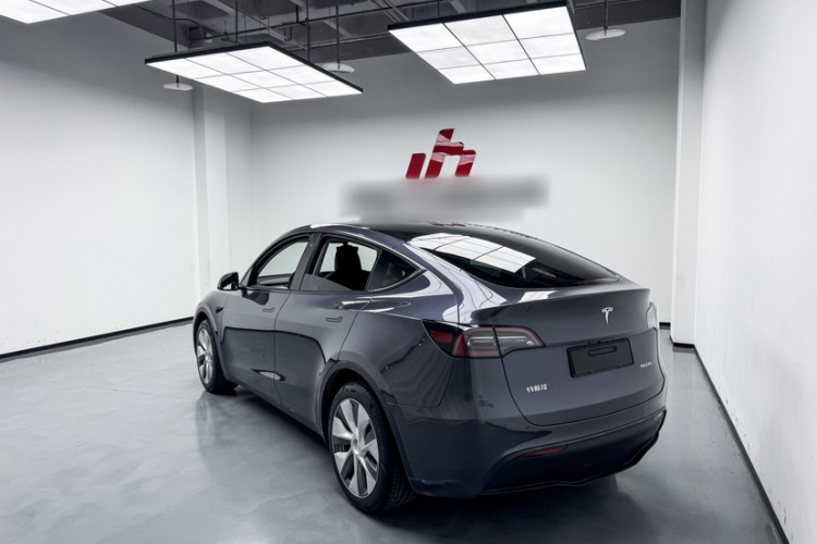 特斯拉 Model Y 2022款 改款 后轮驱动版车身外观6001