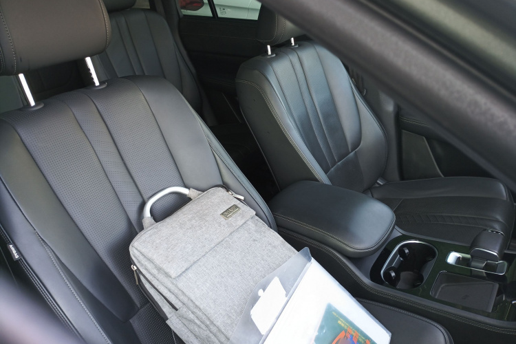 理想汽车 理想ONE 2020款 增程6座版局部细节41