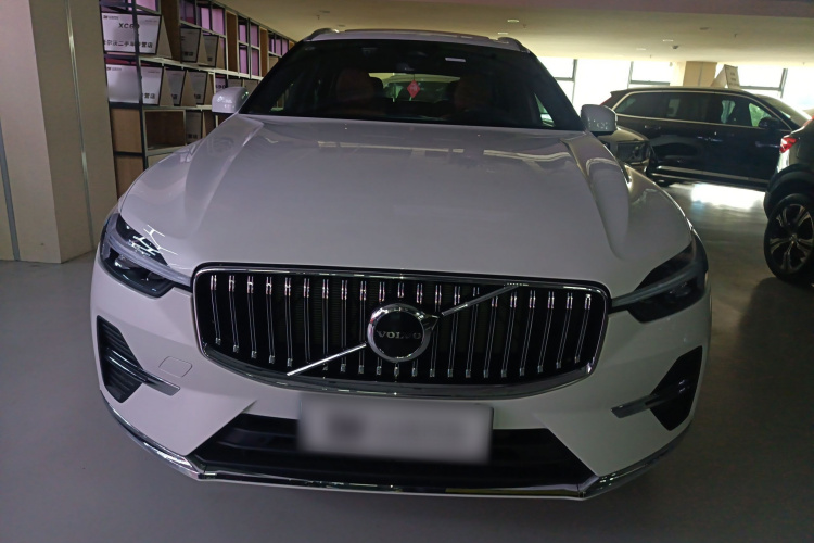 沃尔沃XC60 2025款 B5 四驱智远豪华版车身外观6001