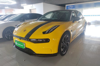 极氪001 2022款 长续航双电机 WE版