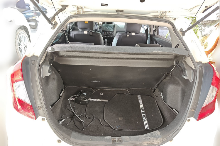 本田 飞度 2018款 1.5L CVT舒适版中控内饰23