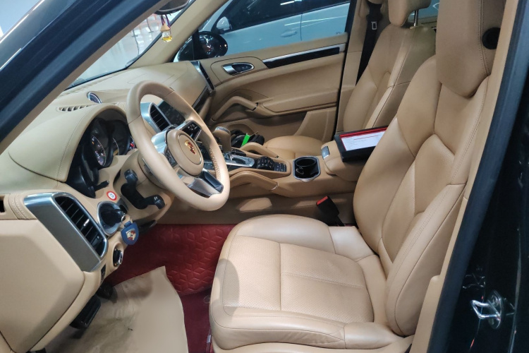 保时捷 2015款 Cayenne 3.0T局部细节19