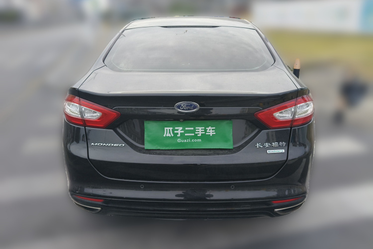 福特 蒙迪欧 2013款 2.0L GTDi200豪华型车身外观6