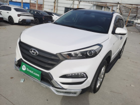 现代 途胜 2015款 1.6T 双离合两驱智能型