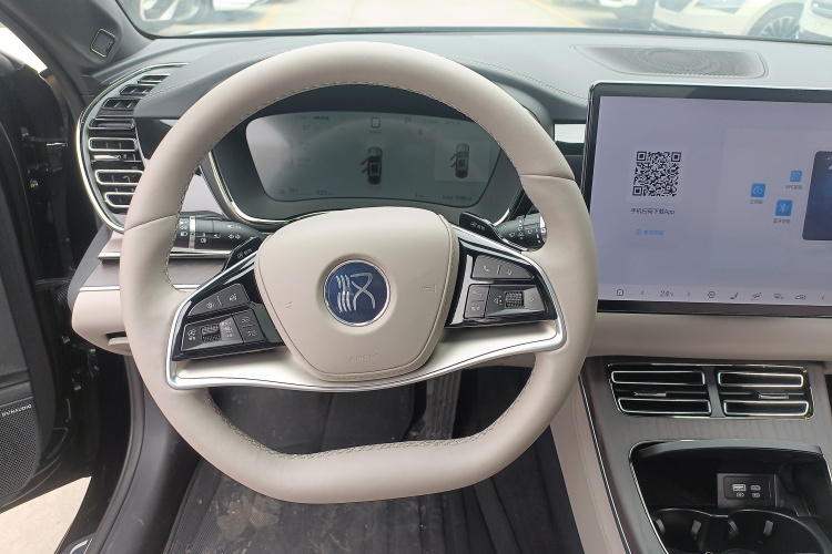 比亚迪 汉 2025款 EV 701KM激光雷达智驾型中控内饰13
