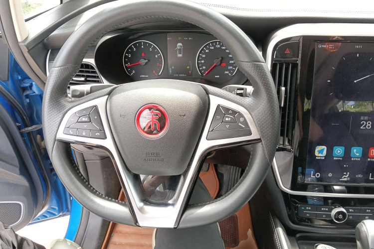 比亚迪 宋MAX 2017款 1.5T 自动智联精英型 7座中控内饰13