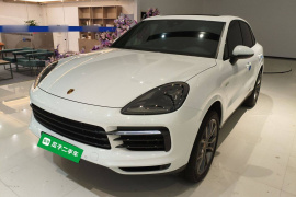 保时捷 Cayenne新能源 2023款 Cayenne E-Hybrid 2.0T 铂金版