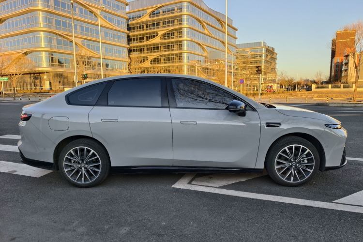 零跑汽车 零跑B01 2025款 650悦享版车身外观6003