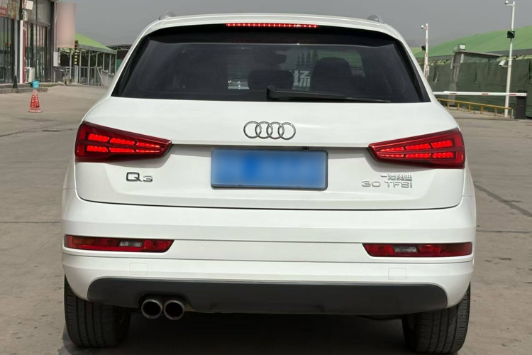 奥迪Q3 2018款 30周年年型 30 TFSI 时尚型车身外观6004