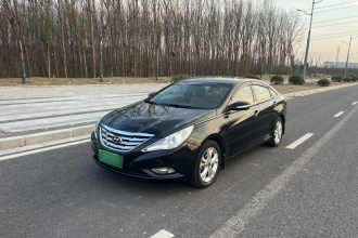 现代 索纳塔 2011款 2.0L 自动时尚版