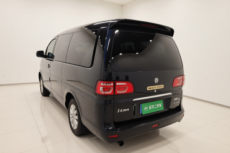 东风风行 菱智 2018款 M5L 1.6L 7座豪华型车身外观5