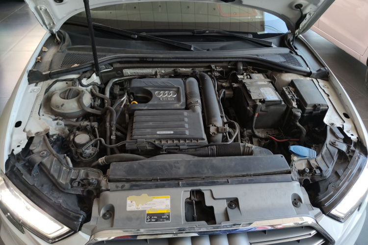 奥迪A3 2020款 Limousine 35 TFSI 时尚型 国VI机舱底盘24