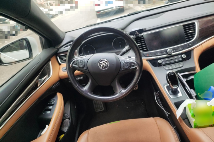 别克 君越 2016款 28T 豪华型中控内饰13