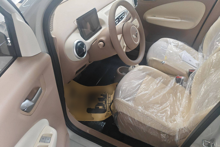 五菱汽车 宏光MINIEV 2025款 四门版 进阶款中控内饰20