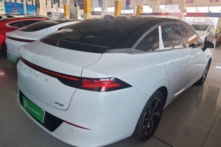 小鹏P5 2024款 500Plus版车身外观6005