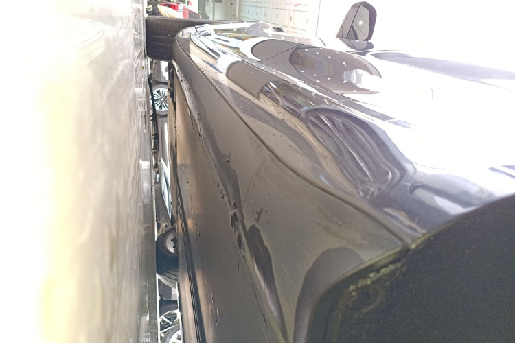 特斯拉 Model 3 2021款 改款二 Performance高性能全轮驱动版局部细节9002