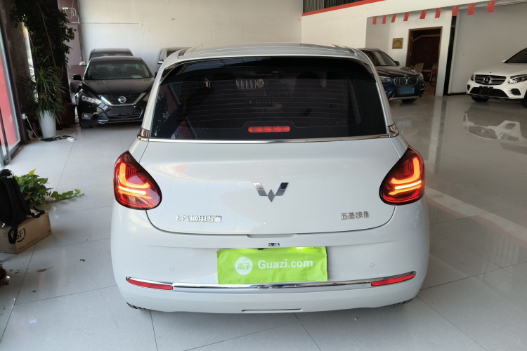 五菱汽车 五菱缤果 2023款 333km 灵犀互联款车身外观6