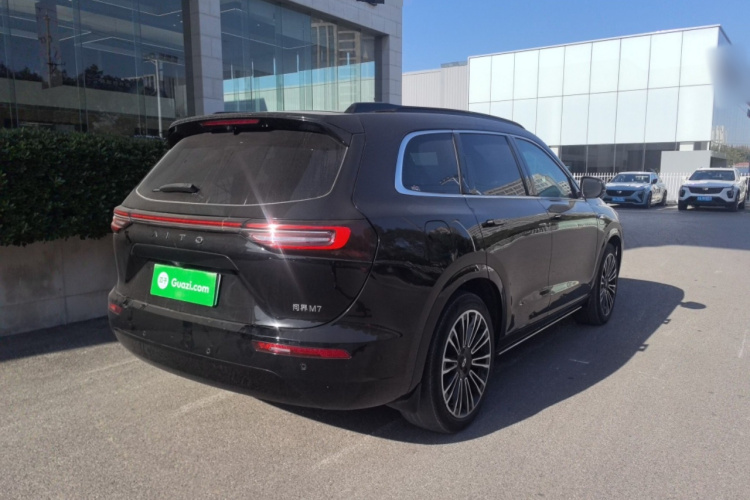 鸿蒙智行 问界M7 2024款 1.5T 智驾四驱Max版 5座车身外观6004