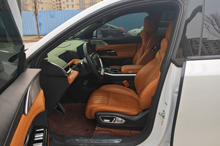 小鹏G9 2022款 702 Pro中控内饰19