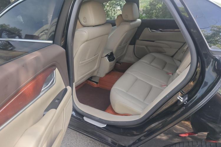 凯迪拉克XTS 2017款 28T 精英型中控内饰7004