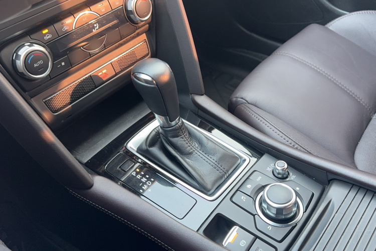 马自达CX-4 2020款 2.0L 自动两驱蓝天品位版局部细节18